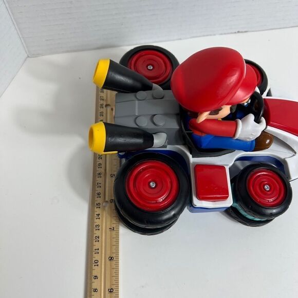Super Mario Kart 8 Mario Anti-Gravity Mini RC Racer 2.4Ghz ( No Remote ) - Picture 5 of 8